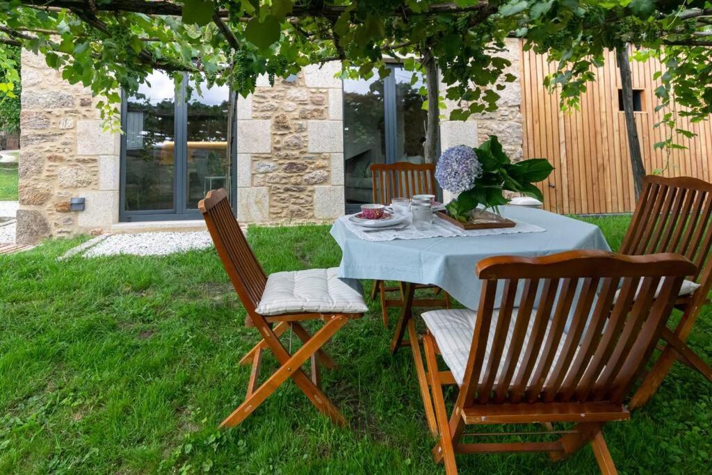 A Casa De Abaixo, Aloxamento Rural Villa Vedra Екстериор снимка